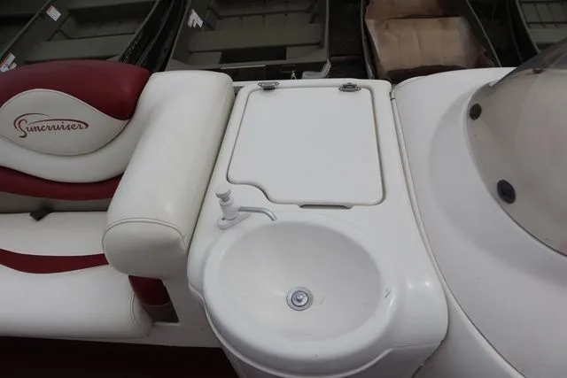 Slide: The Image of Lowe Jamaica JM220 2004 - 17