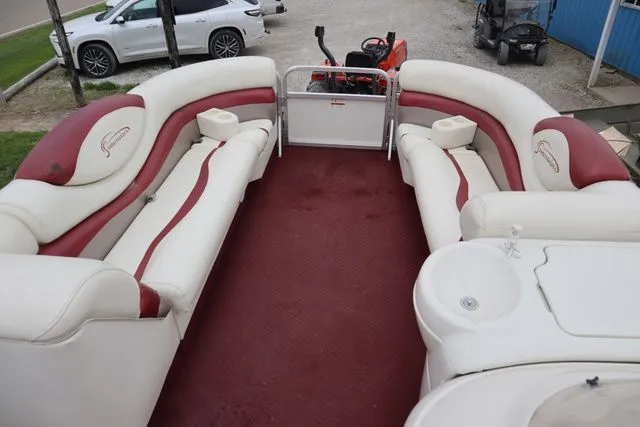 Slide: The Image of Lowe Jamaica JM220 2004 - 20