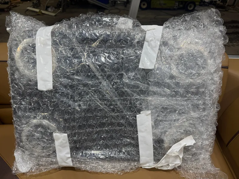 Slide: The Image of Tahoe Sport 2180 Quad Lounge & Honda 4-Stroke EFI 2026 - 22