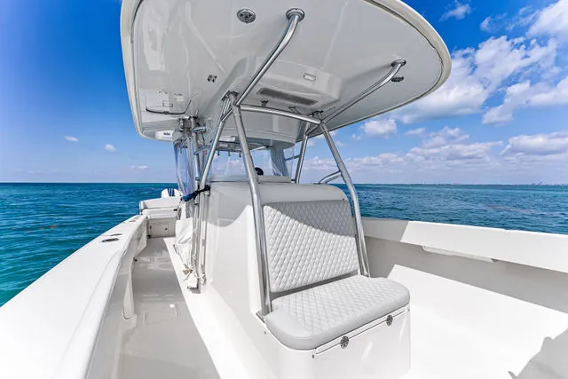 Slide: The Image of Bahama 41 2015 - 56