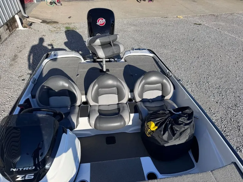 Slide: The Image of Nitro Z-6 2014 - 9