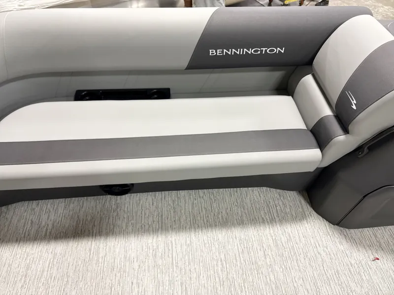 Slide: The Image of Bennington 20SL 2026 boat seat in gray and white. - 10