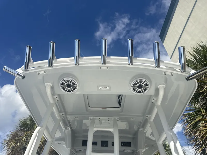 Slide: The Image of Everglades 335 Center Console 2026 - 13