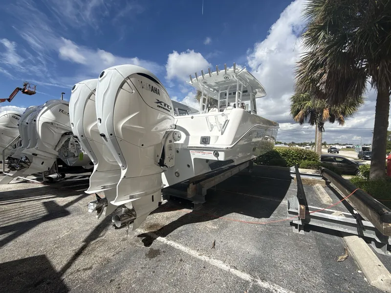 Slide: The Image of Everglades 335 Center Console 2026 - 4