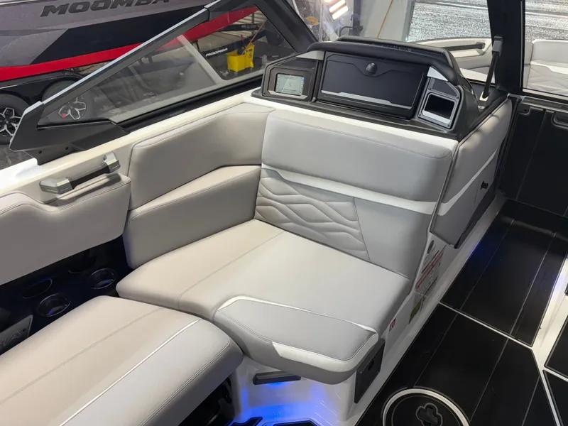 Slide: The Image of Supra SV 400 2026 - 36