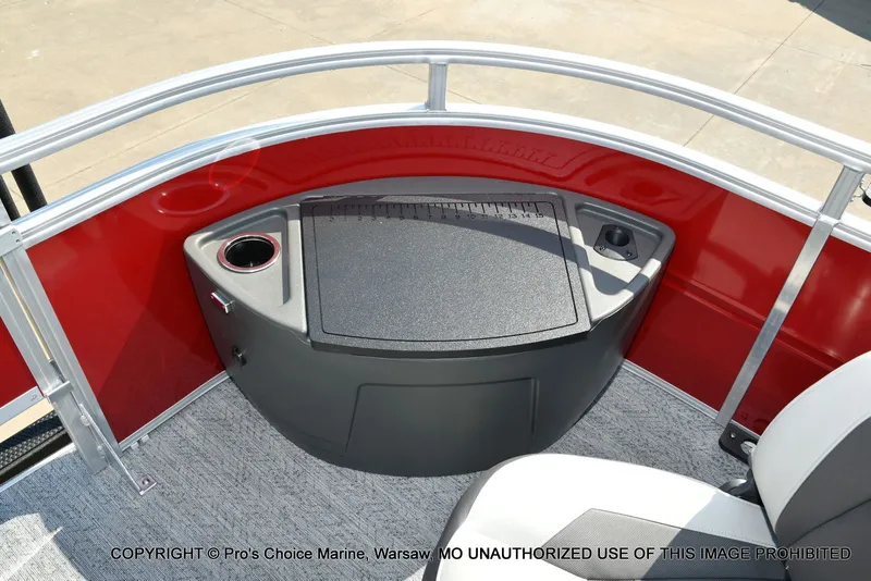 Slide: The Image of Sun Tracker Fishin' Barge 22 DLX w/115HP Pro-XS 4 Stroke 2026 - 26