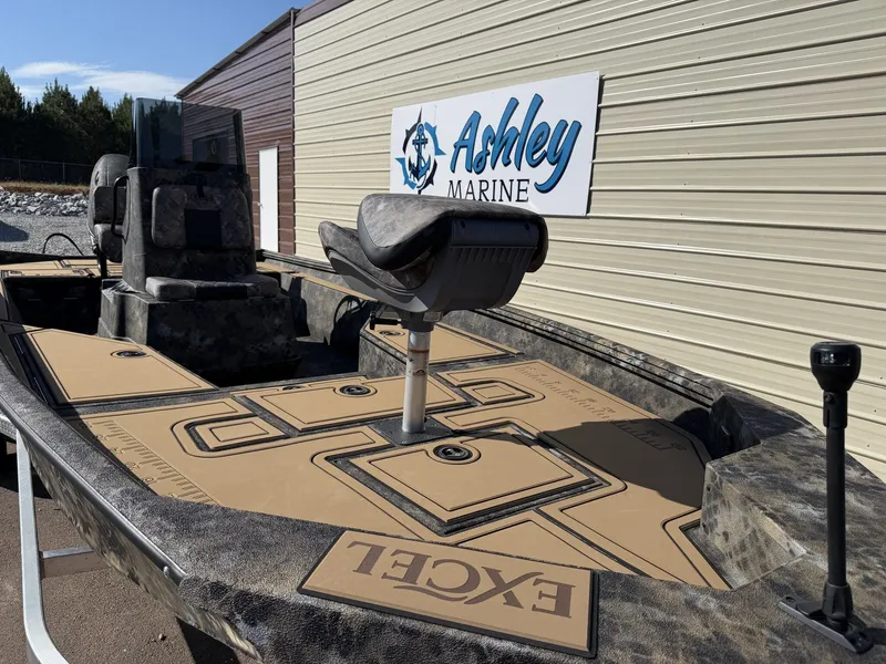 Slide: The Image of Excel 220 Bay Pro Elite 2026 - 6