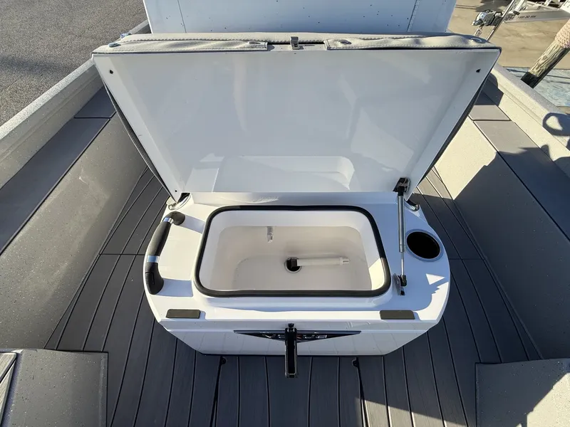 Slide: The Image of Vexus ACX 2150 2026 - 6