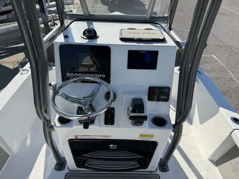 Slide: The Image of Sea Pro 230 Bay 2026 - 11