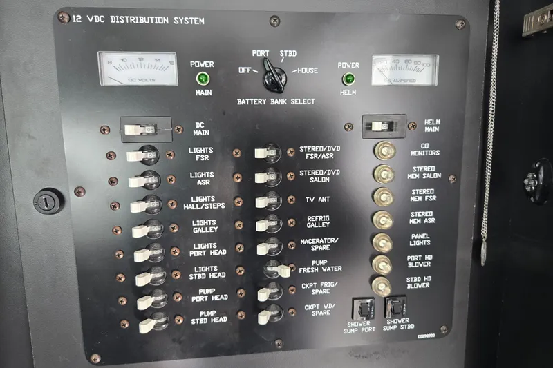 Slide: The Image of 2016 Cruisers Sport Series 45 Cantius yacht interior with glass ceiling and cloudy sky view. - 55