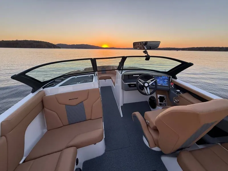 Slide: The Image of MasterCraft XT23 2026 - 15