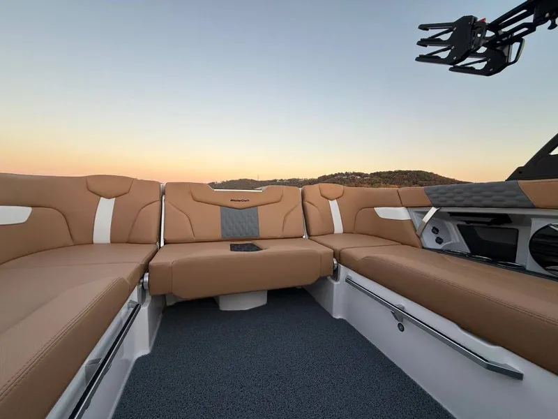 Slide: The Image of MasterCraft XT23 2026 - 23