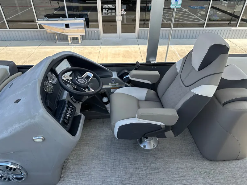 Slide: The Image of Tahoe CAS FUNSHIP25T 2023 - 19