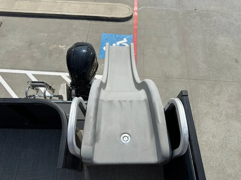 Slide: The Image of Tahoe CAS FUNSHIP25T 2023 - 36