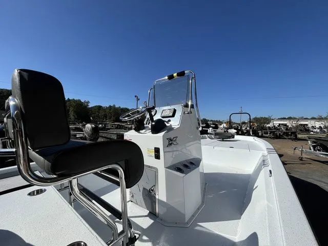 Slide: The Image of Xpress H210B 2026 - 14