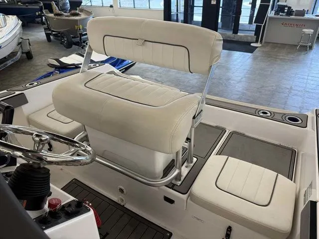 Slide: The Image of Yamaha 210 FSH 2018 - 8