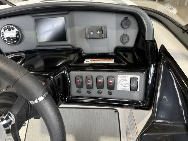 Slide: The Image of Yamaha AR195 2026 - 17