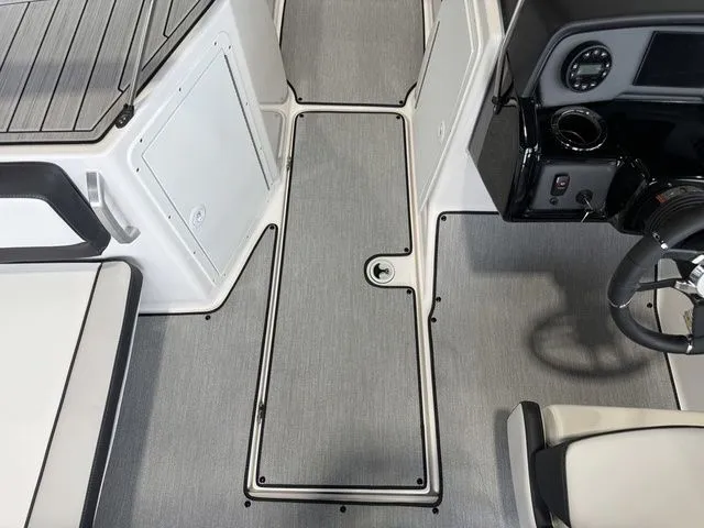 Slide: The Image of Yamaha AR195 2026 - 19