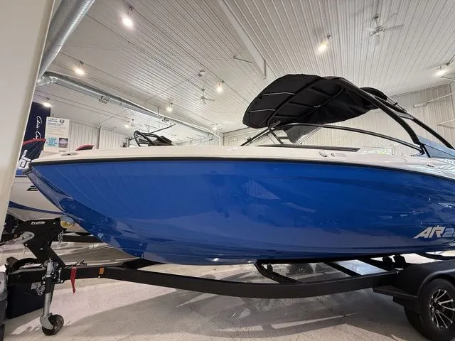 Slide: The Image of Yamaha AR250 2025 - 2