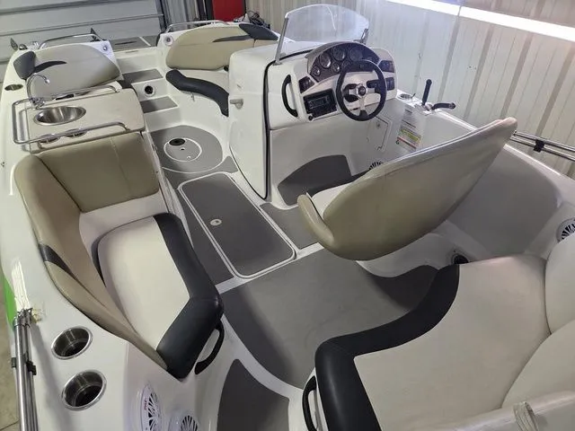 Slide: The Image of Sea-Doo 22 Islandia 2008 - 11