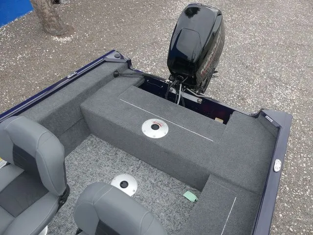 Slide: The Image of Tracker Super Guide V-16 SC 2026 - 15