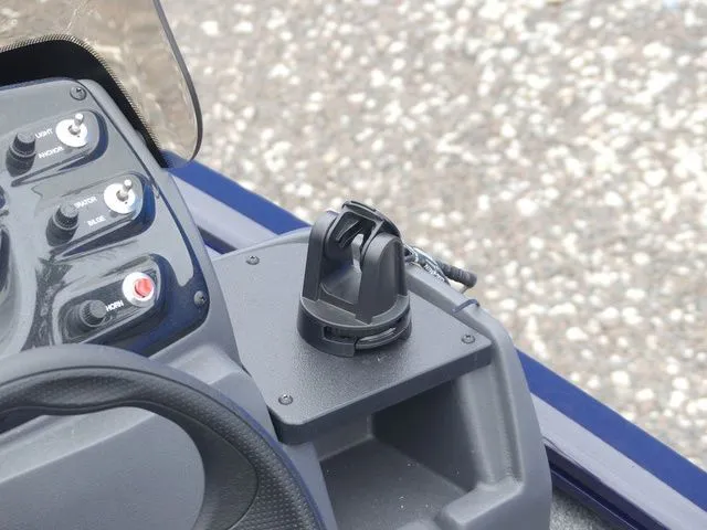 Slide: The Image of Tracker Super Guide V-16 SC 2026 - 18