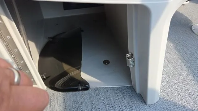 Slide: The Image of Godfrey Xperience 2086 FX 2023 - 22