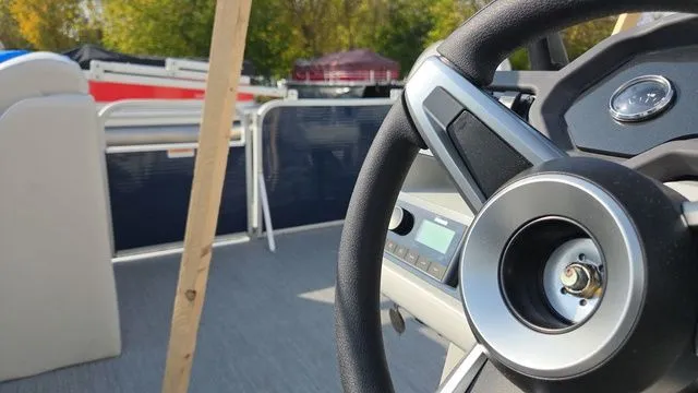 Slide: The Image of Godfrey Xperience 2086 FX 2023 - 8