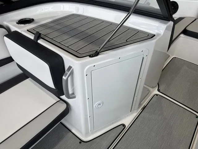 Slide: The Image of Yamaha AR195 2026 - 12