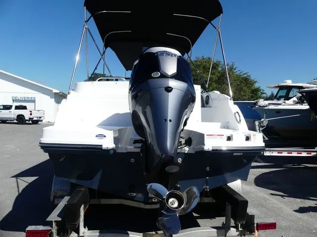 Slide: The Image of Hurricane SunDeck 235 OB 2026 - 4