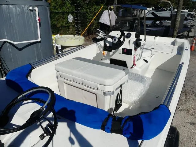 Slide: The Image of Mako Pro Skiff 15 CC 2024 - 5