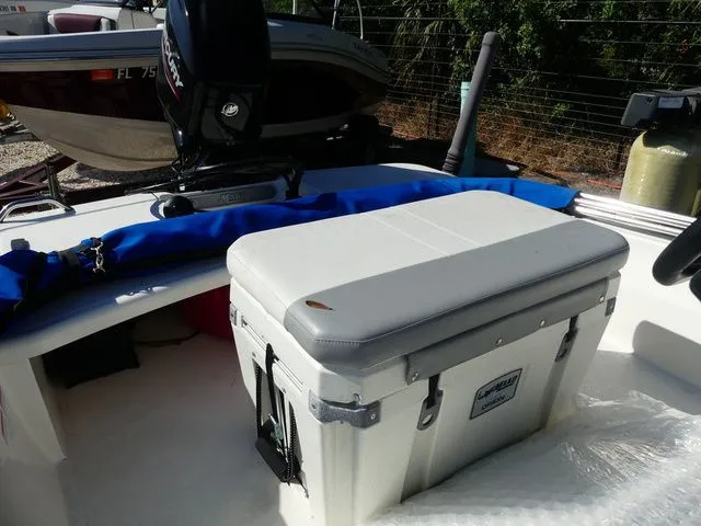 Slide: The Image of Mako Pro Skiff 15 CC 2024 - 7