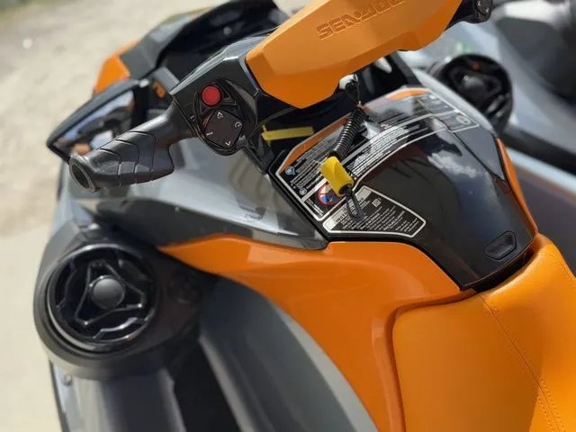 Slide: The Image of Sea-Doo GTI SE 170 IBR & Sound System 2020 - 11