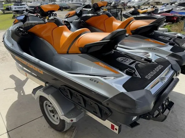 Slide: The Image of Sea-Doo GTI SE 170 IBR & Sound System 2020 - 12
