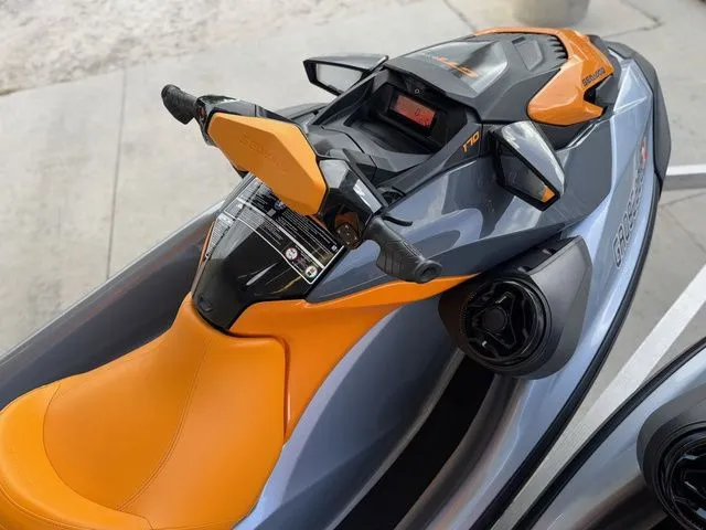 Slide: The Image of Sea-Doo GTI SE 170 IBR & Sound System 2020 - 7