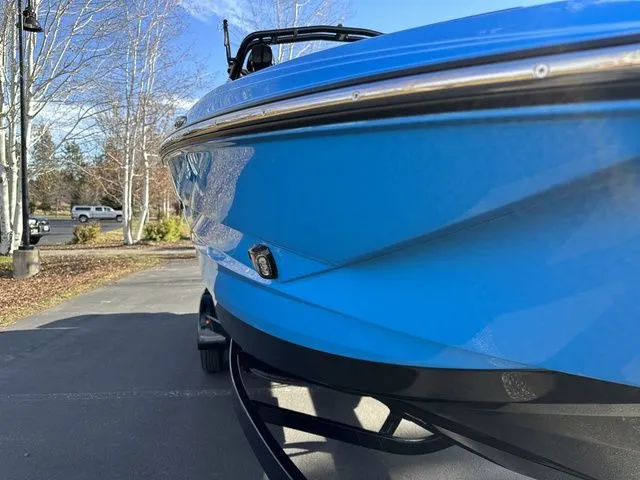 Slide: The Image of Supreme S220 2023 - 8