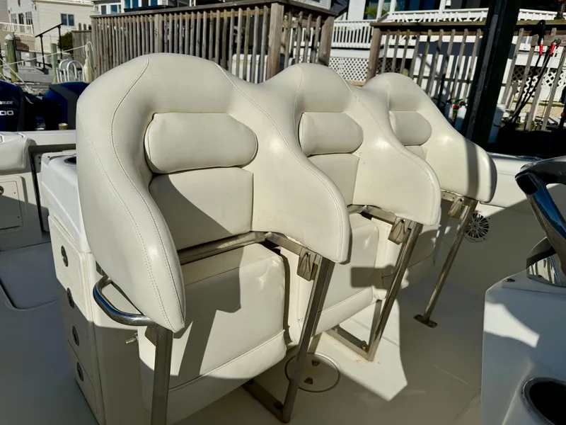 Slide: The Image of Hydra-Sports Vector 3300 CC 2004 - 7