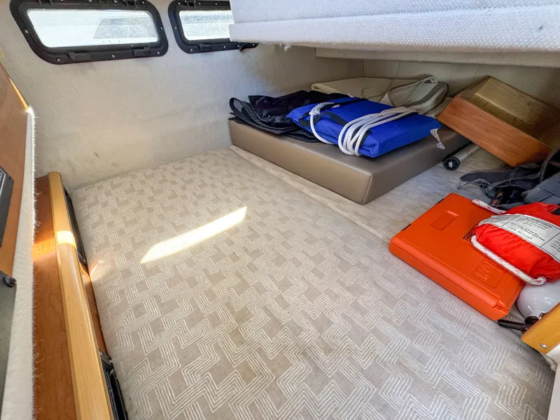 Slide: The Image of Cutwater C-288 2022 - 18