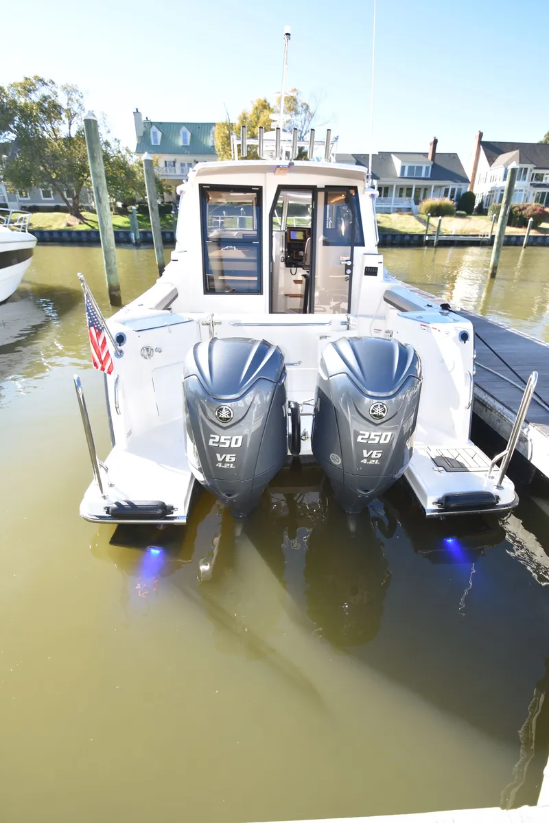 Slide: The Image of Cutwater C-288 2022 - 2