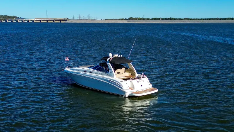 Slide: The Image of Sea Ray 360 Sundancer 2002 - 2