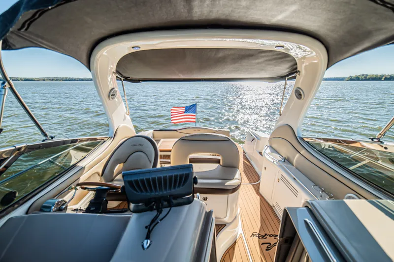 Slide: The Image of Sea Ray 360 Sundancer 2002 - 20