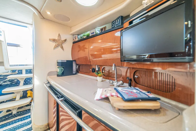 Slide: The Image of Sea Ray 360 Sundancer 2002 - 27