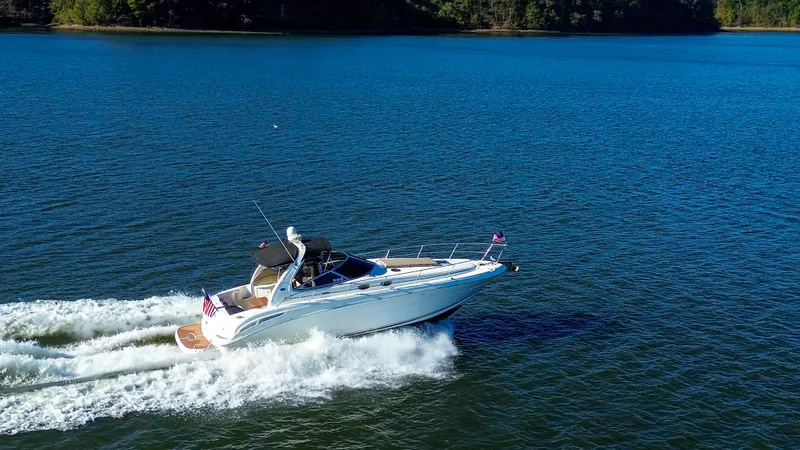 Slide: The Image of Sea Ray 360 Sundancer 2002 - 5