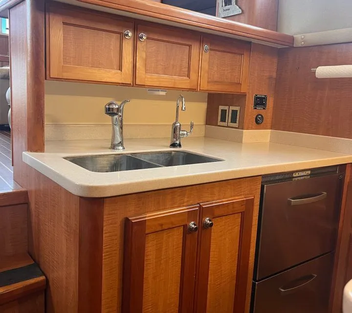 Slide: The Image of Mainship 43 Trawler 2007 - 11