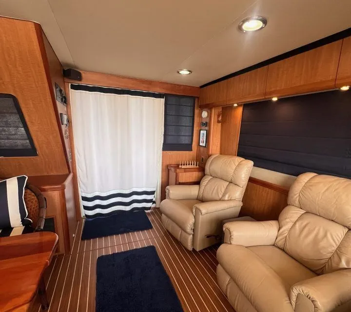 Slide: The Image of Mainship 43 Trawler 2007 - 14