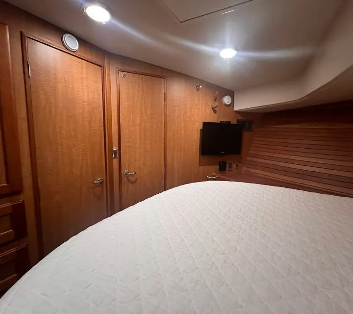 Slide: The Image of Mainship 43 Trawler 2007 - 18