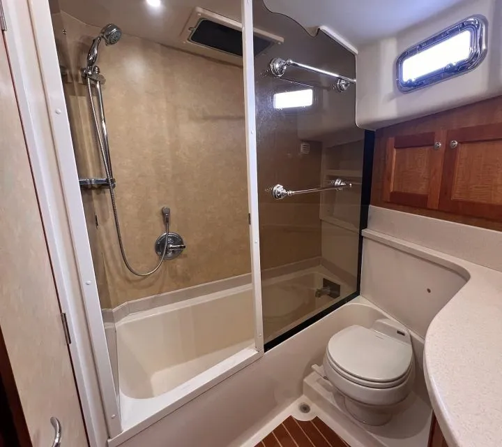 Slide: The Image of Mainship 43 Trawler 2007 - 20