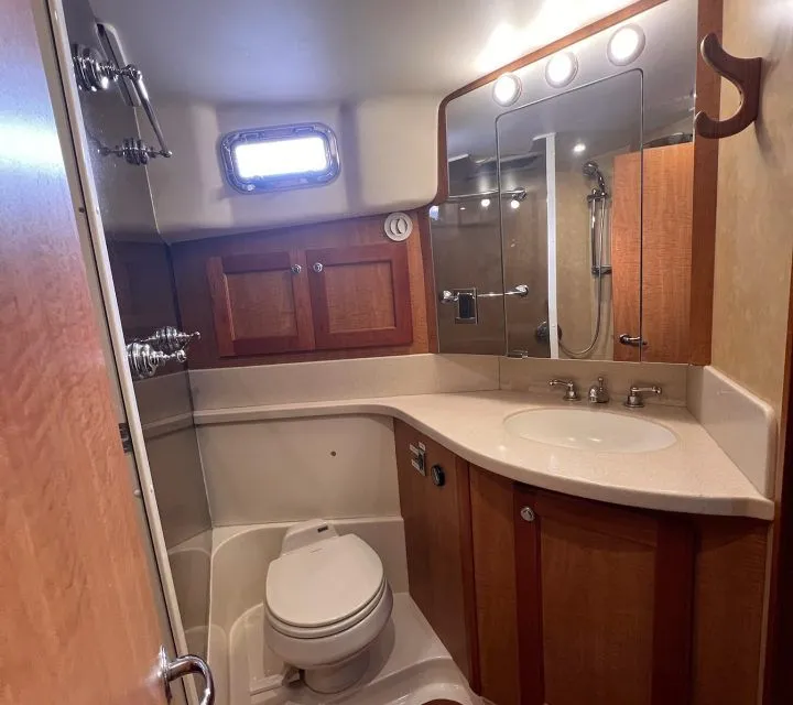 Slide: The Image of Mainship 43 Trawler 2007 - 22