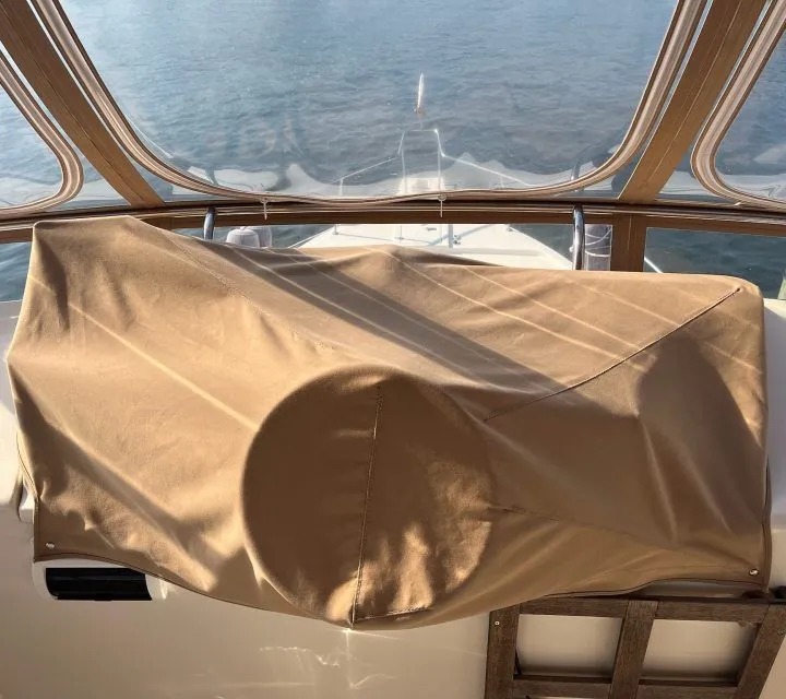 Slide: The Image of Mainship 43 Trawler 2007 - 29