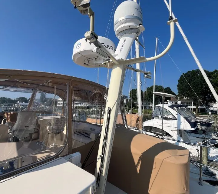 Slide: The Image of Mainship 43 Trawler 2007 - 34